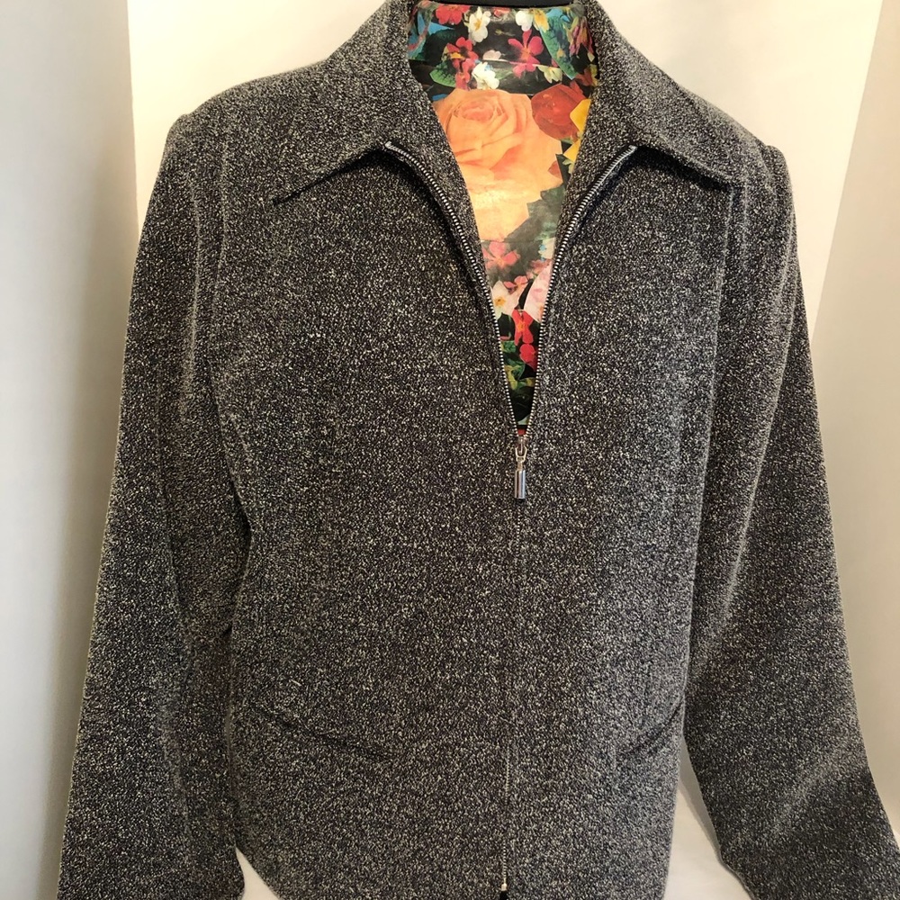 Zipper jacket